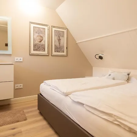 Haus Sonnentraum, Whg 1 Apartament Westerland