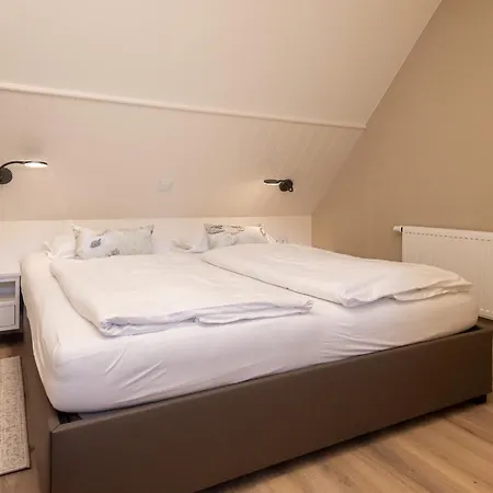 Haus Sonnentraum, Whg 1 Apartament